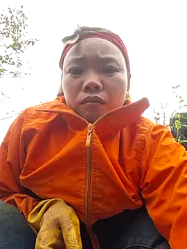 miomio-12 - Miomio-12's free webcam - UK Sex Cams