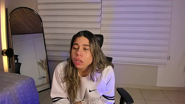 rachell_criss - Rachell_criss's free webcam - UK Sex Cams