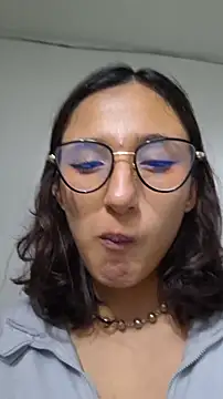 Webcam Model (princess_foxxy)  is live.Free join now!