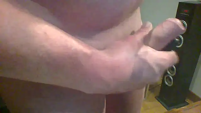 ludopz (Ask my age) - #belgian #cam2cam #cheap-privates #colorful #daddies #hd #masturbation #medium #small-audience #smoking #straight #white