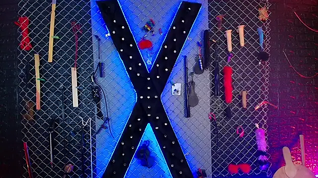 Warick_and_Aria_bdsm