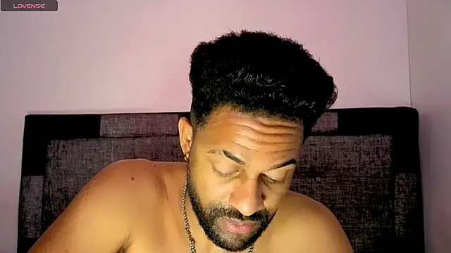 bbcblackhot34 - Bbcblackhot34's free webcam - UK Sex Cams