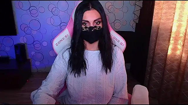 __yasmina__ (F young) - Take off your mask