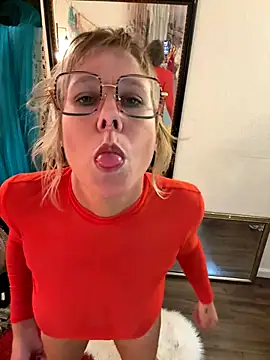 goodgirlbabydoll from StripChat is Freechat