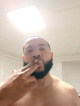 tripping385 (Ask my age) - Use my new toy