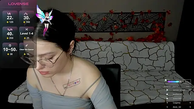 Karina_Kellyy live cam screenshot female on Ohstagram — Live Cams & Adult Streams