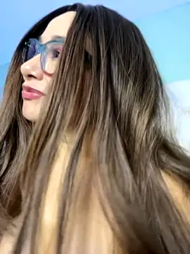 Webcam Model (sharon_leone26)  is live.Free join now!