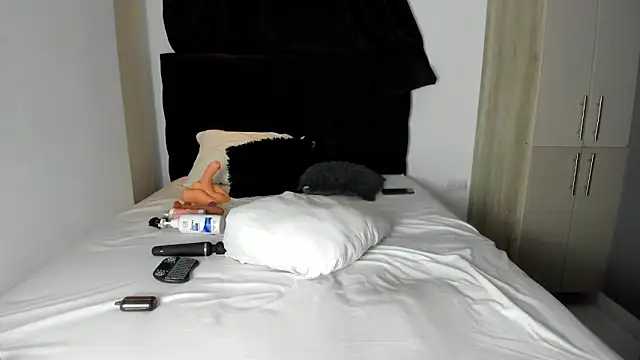 Live sex cam of MavSweet