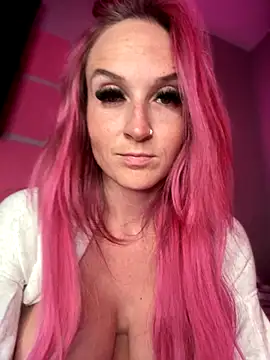 _Rapunzel_ from StripChat is Freechat