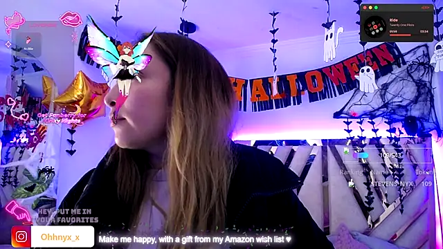 NyxAndria_1 live cam screenshot female on Ohstagram — Live Cams & Adult Streams