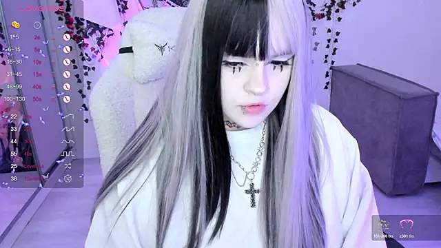  SelenaCute chat room