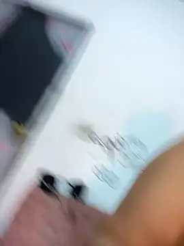 Webcam Model (halana_squirts)  is live.Free join now!