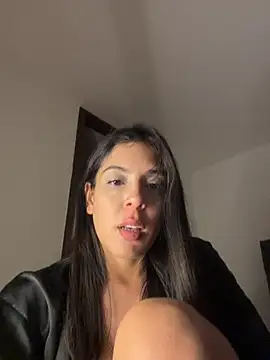 Webcam Model (kamivolkano)  is live.Free join now!