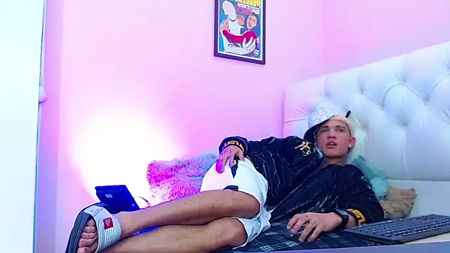 bad_boy_hottx - Bad_boy_hottx's free webcam - UK Sex Cams