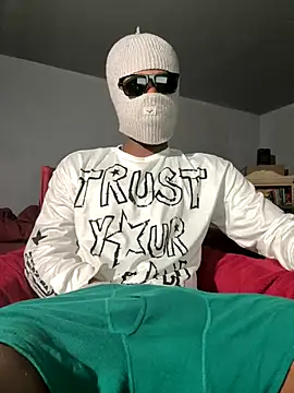 MIGHTYDEMONXXX live cam screenshot male from United States on Ohstagram — Live Cams & Adult Streams