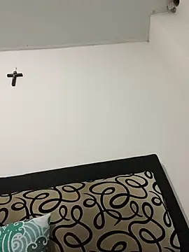 Webcam Model (Iam_samanthaa)  is live.Free join now!