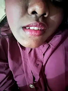 Webcam Model (Lovely_Payal)  is live.Free join now!