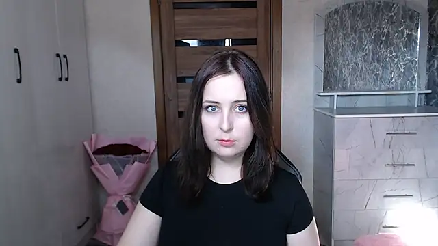 Kristy-Max live cam screenshot malefemale on TokenKeno — Tip, Play & Watch Live Cams