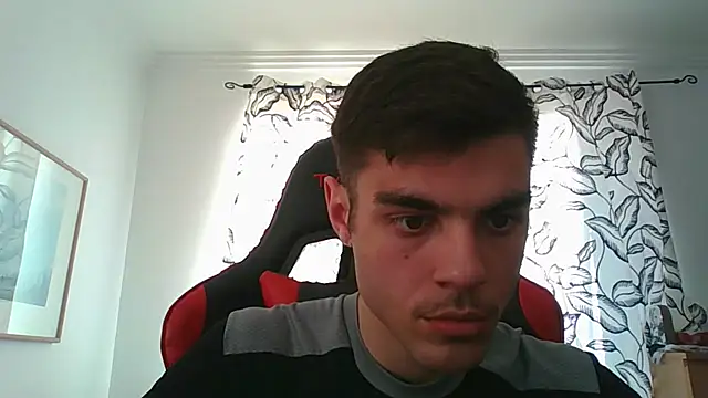 omarnede (M twink) - Make me cum