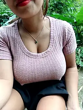 Webcam Model (Rubyy_Nk)  is live.Free join now!