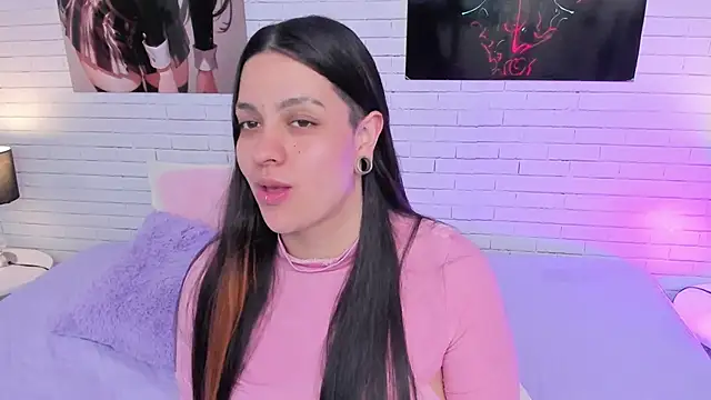 Zoe_Murphy live cam screenshot female from Colombia on Squirt Show – Wet & Wild Live Cams