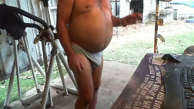 herbie010666 (M mature) - NAKED