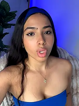 _Emily_Thompson_ from StripChat is Freechat