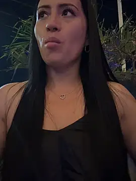 sara_luna_ - Sara_luna_'s free webcam - UK Sex Cams