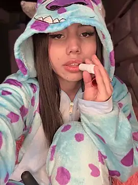 Laura-Khalifa