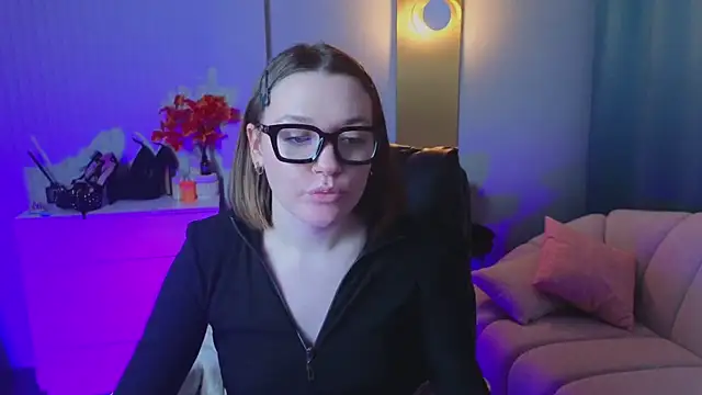 r_i_n_a - R_I_N_A's free webcam - UK Sex Cams