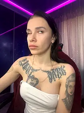  Queen_of_pain chat room