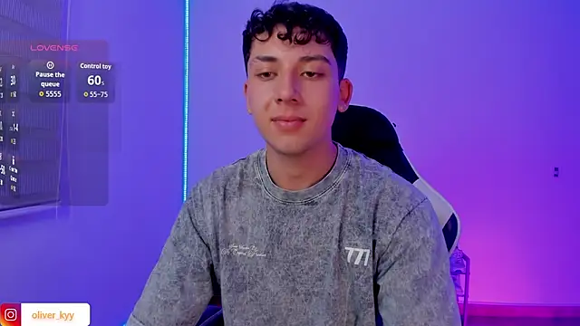 oliver_kyy - Oliver_kyy's free webcam - UK Sex Cams