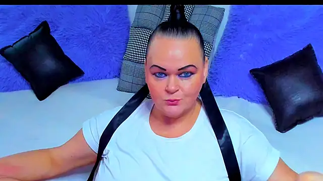 milanabiegert - MilanaBiegert's free webcam - UK Sex Cams