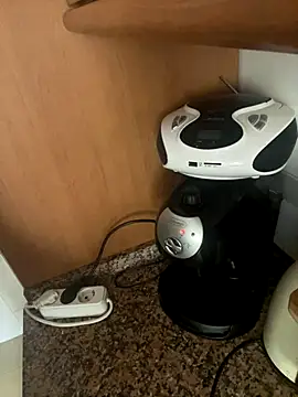 eroticvenetian (Ask my age) - SHAKE MY BOOTY  + FINGER HOLE