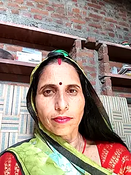 Webcam Model (Hot_liya54)  is live.Free join now!