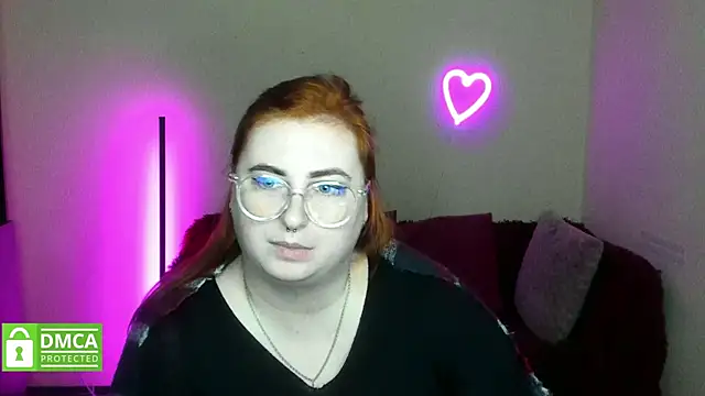 alicia_love00 - Alicia_love00's free webcam - UK Sex Cams