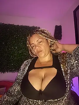 eva_luxei - Eva_Luxei's free webcam - UK Sex Cams