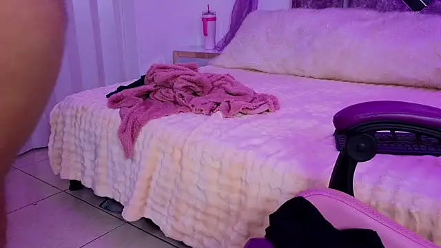 bella_nick19 - Bella_nick19's free webcam - UK Sex Cams