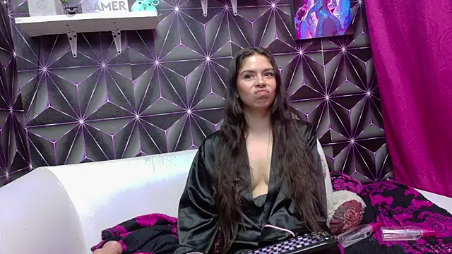  emilygrooe chat room