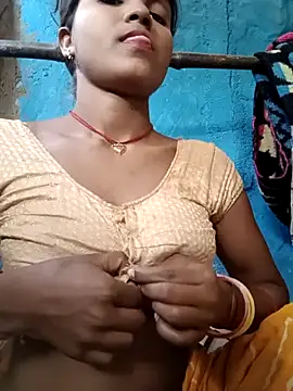 Webcam Model (Harini_Gautam)  is live.Free join now!