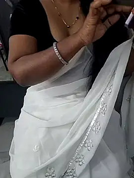 Webcam Model (Nikitha_telugu)  is live.Free join now!