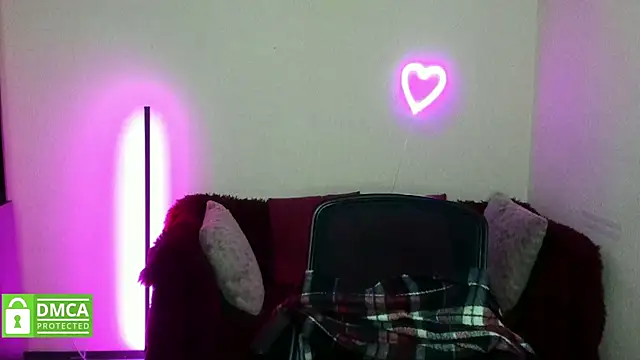 alicia_love00 - Alicia_love00's free webcam - UK Sex Cams