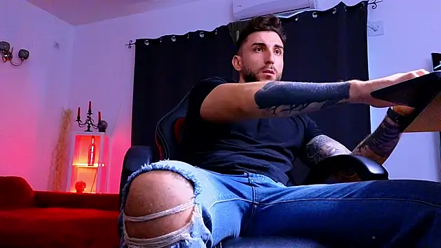 mightyaaron66 (M young) - 𖤐🔥 parTy Time ,House parTy  !  💨𖤐