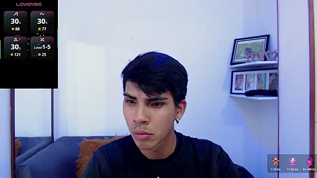 david_925_ (M young) - Naked + Oral+ Dildo with condensed milk