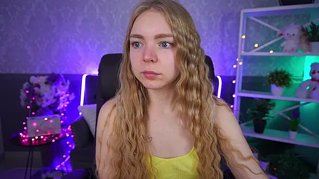 emilysunshines (F young) - hot oil show