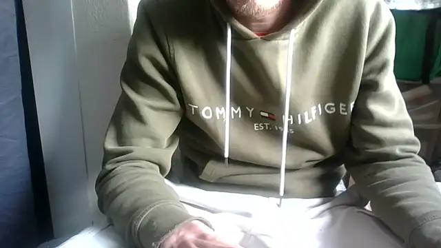 juju78jujuu (Ask my age) - big cumshot / grosse ejac