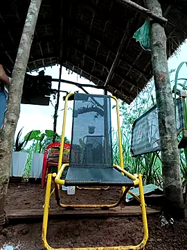 Webcam Model (Betty20zx)  is live.Free join now!