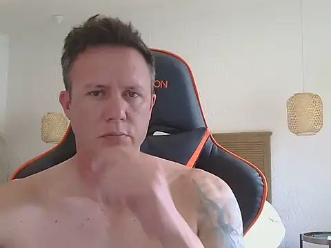 troydieselxxx - TroyDieselXXX's free webcam - UK Sex Cams