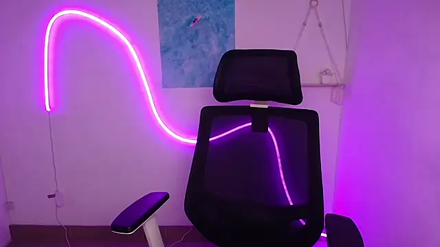 aurora_white - Aurora_White's free webcam - UK Sex Cams