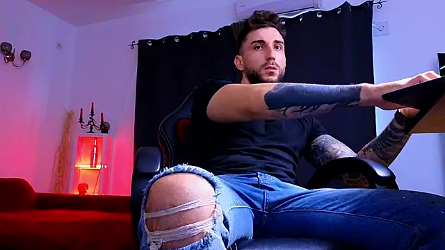  MightyAaron66 chat room